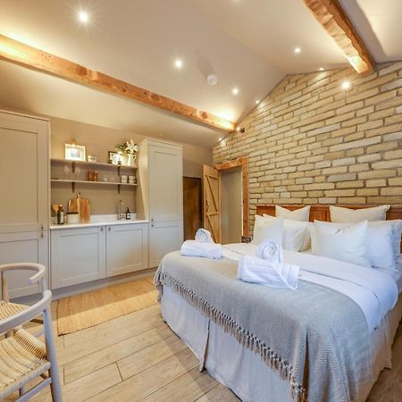 Apartments For Two In Brand New Luxury Rural Farmhouse Escape Ramsbottom Exterior foto